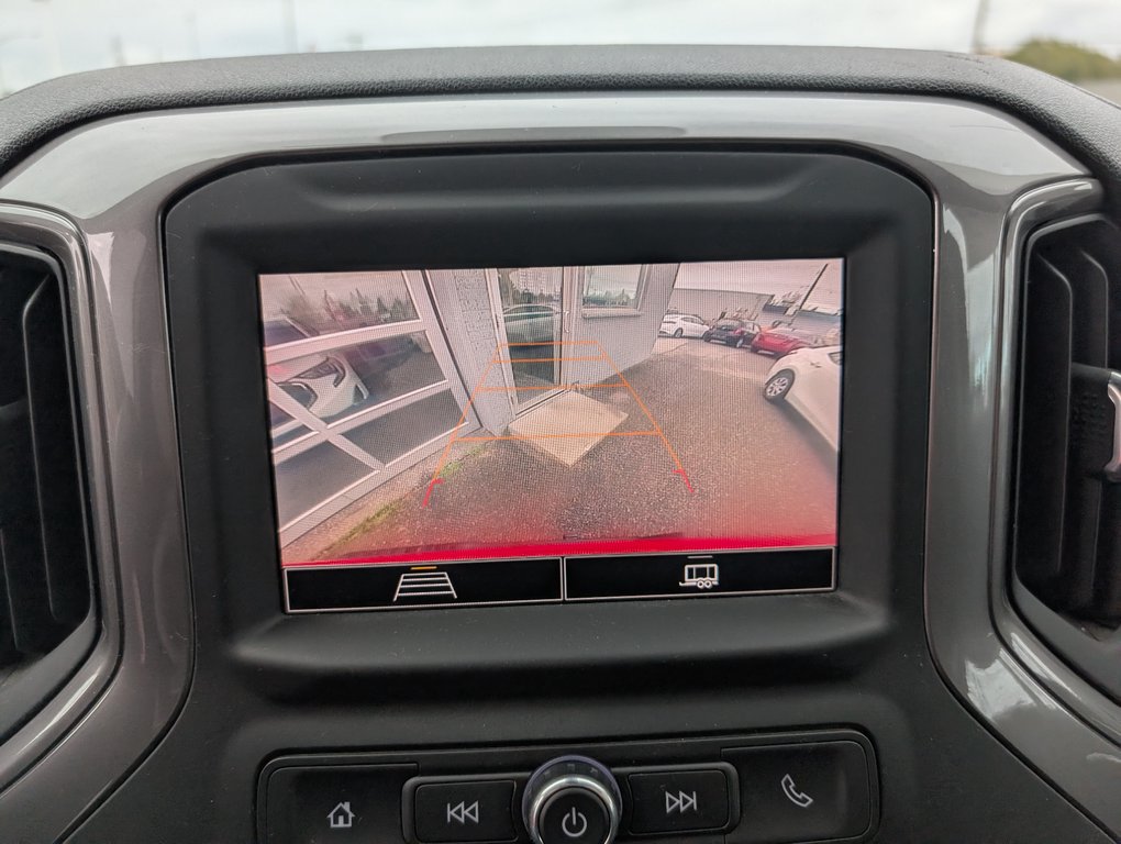 Chevrolet Silverado 1500 Custom Trail Boss 2022 à Magog, Québec - 19 - w1024h768px