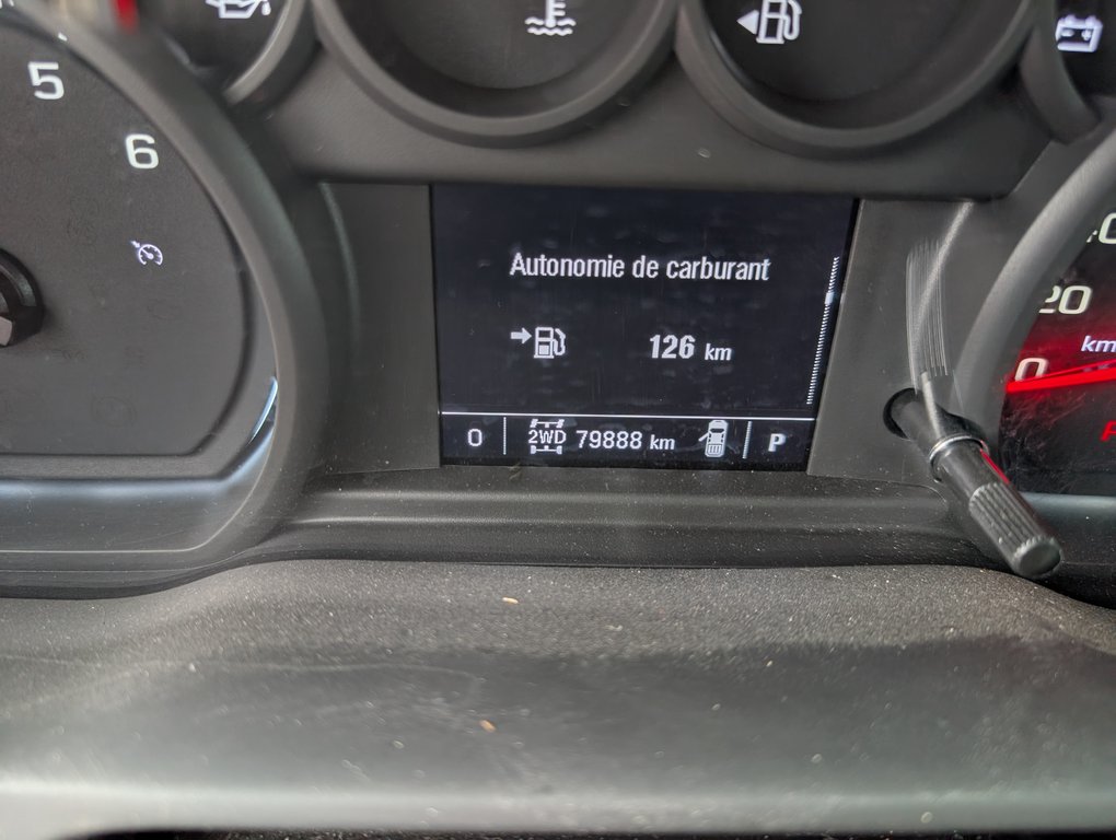 Chevrolet Silverado 1500 Custom Trail Boss 2022 à Magog, Québec - 20 - w1024h768px