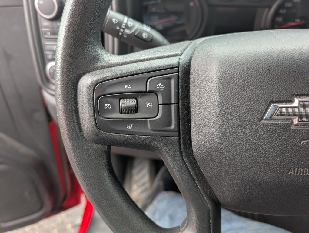 Chevrolet Silverado 1500 Custom Trail Boss 2022 à Magog, Québec - 18 - w1024h768px