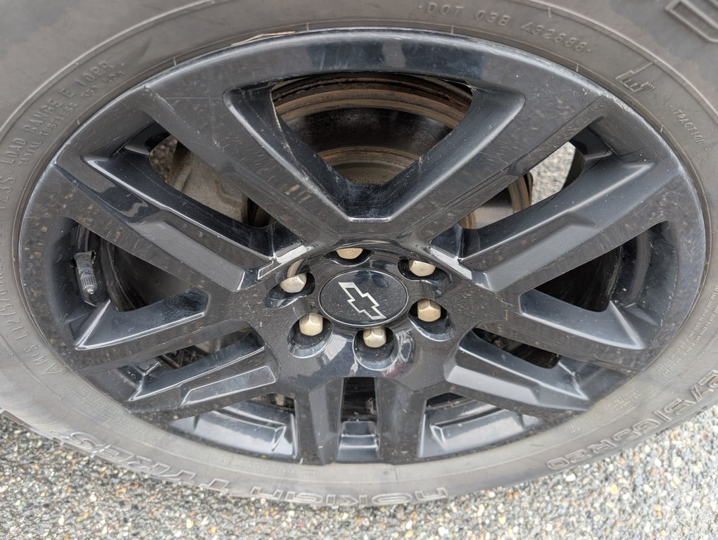 Chevrolet Silverado 1500 Custom Trail Boss 2022 à Magog, Québec - 22 - w1024h768px