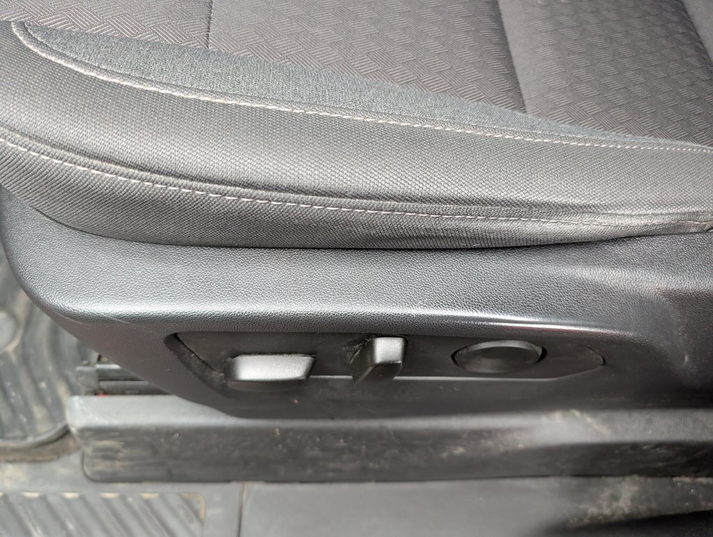 Chevrolet Silverado 1500 Custom Trail Boss 2022 à Magog, Québec - 14 - w1024h768px