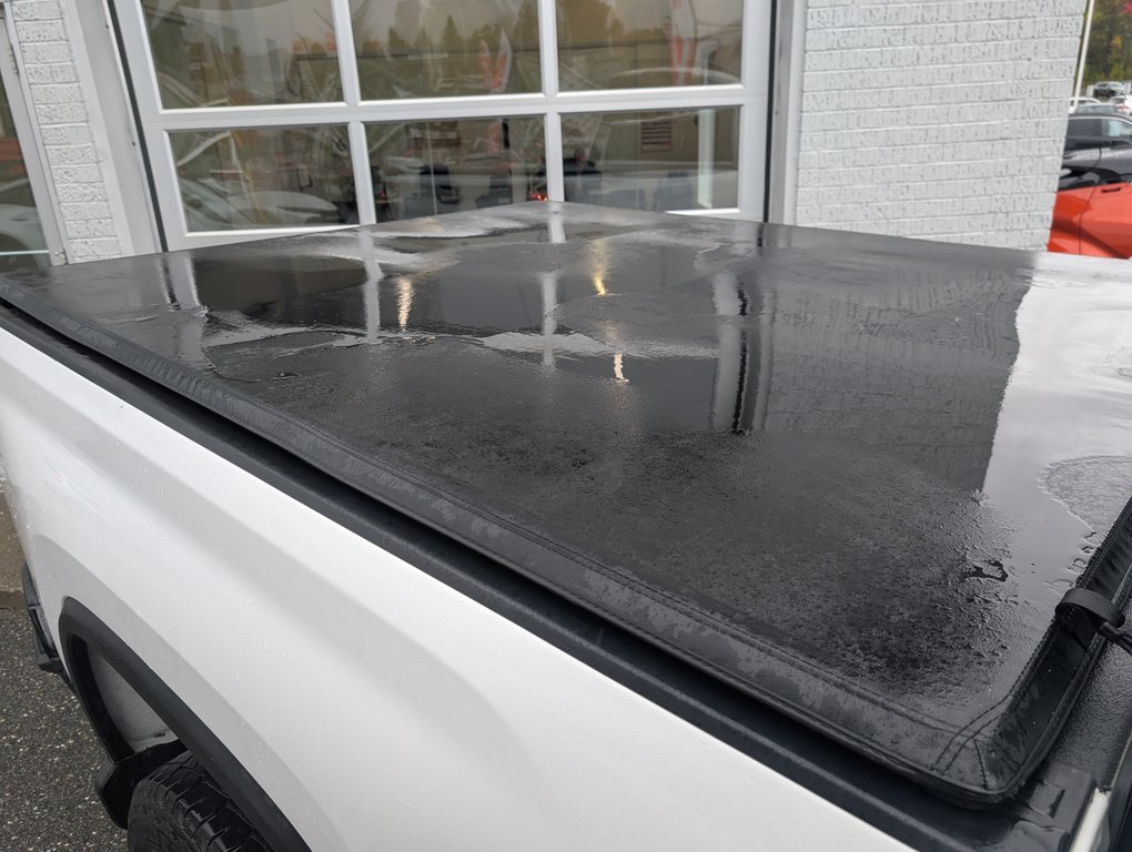 2022 Chevrolet Silverado 2500HD Custom MOTEUR 6.6L DIESEL in Magog, Quebec - 8 - w1024h768px