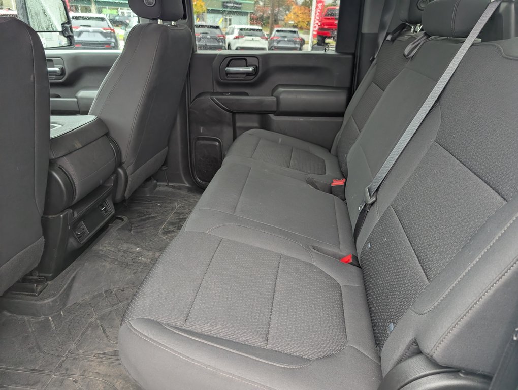 2022 Chevrolet Silverado 2500HD Custom MOTEUR 6.6L DIESEL in Magog, Quebec - 12 - w1024h768px