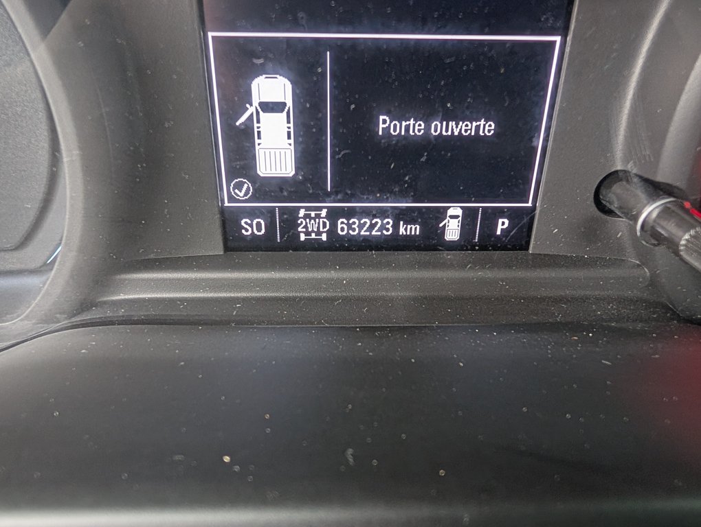 2022 Chevrolet Silverado 2500HD Custom MOTEUR 6.6L DIESEL in Magog, Quebec - 20 - w1024h768px