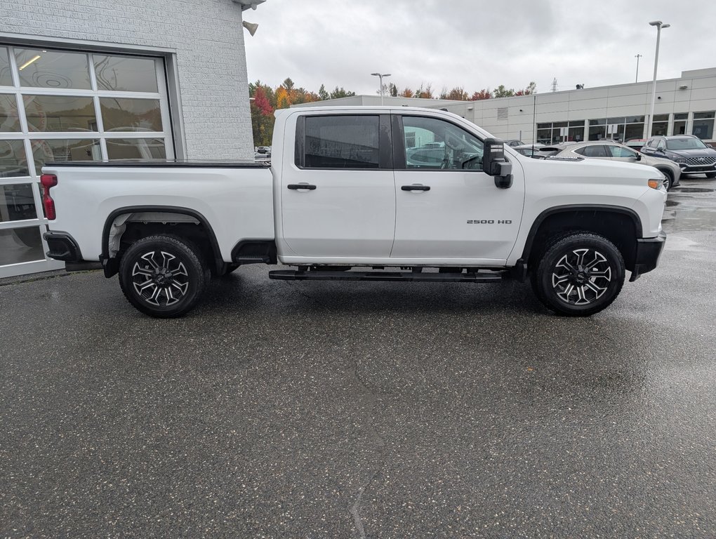 2022 Chevrolet Silverado 2500HD Custom MOTEUR 6.6L DIESEL in Magog, Quebec - 3 - w1024h768px
