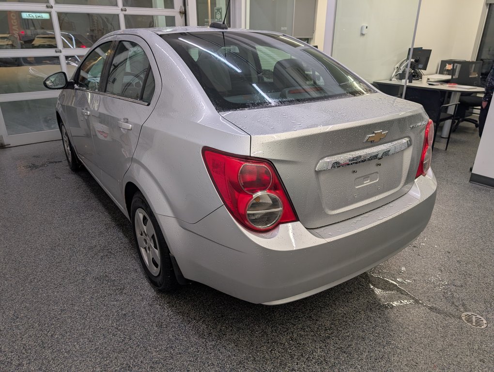 Chevrolet Sonic LT, AUTOMATIQUE, 2015 à Magog, Québec - 5 - w1024h768px