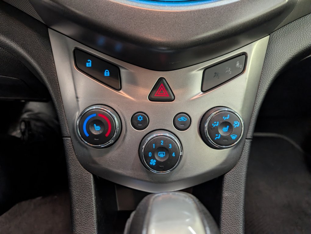 Chevrolet Sonic LT, AUTOMATIQUE, 2015 à Magog, Québec - 18 - w1024h768px