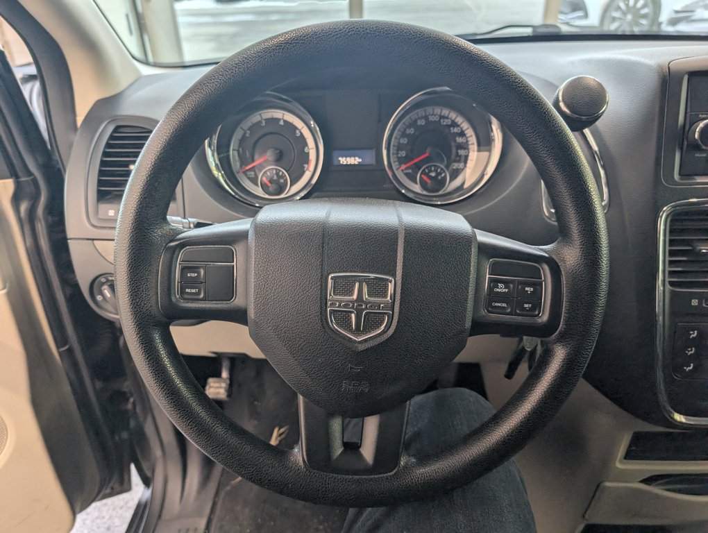 Dodge Grand Caravan SXT, STOW N GO 2017 à Magog, Québec - 12 - w1024h768px