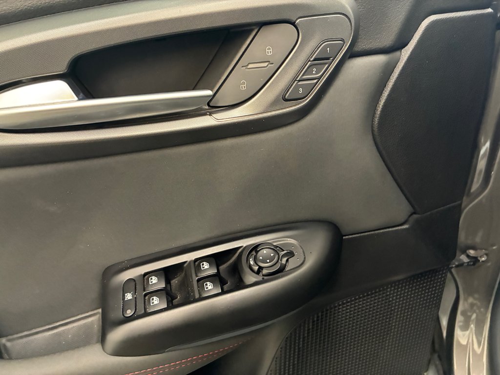 2024 Dodge Hornet R/T PLUS  HYBRID, AWD in Magog, Quebec - 27 - w1024h768px