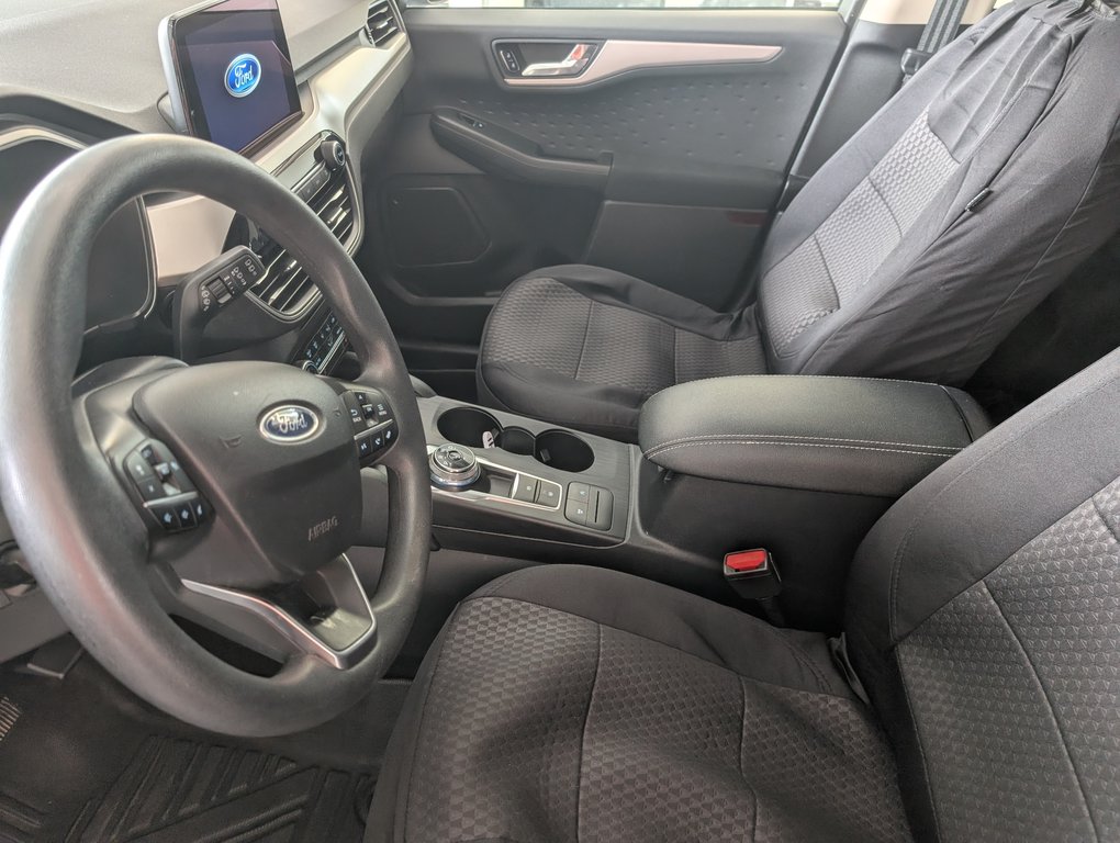 2020 Ford Escape SE AWD, in Magog, Quebec - 8 - w1024h768px