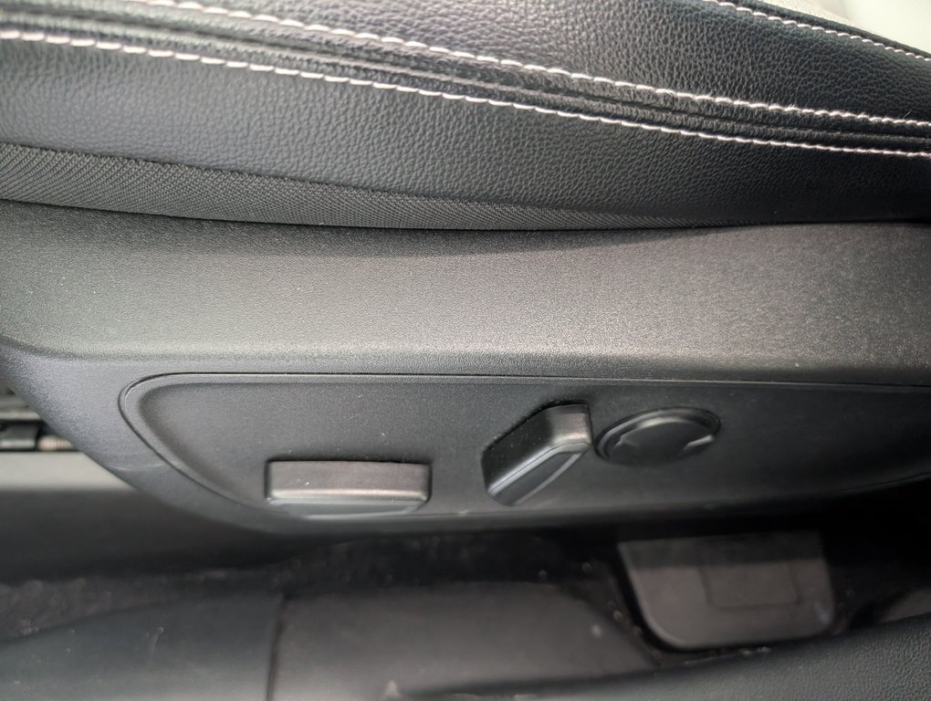 2023 Ford Escape PHEV in Magog, Quebec - 13 - w1024h768px
