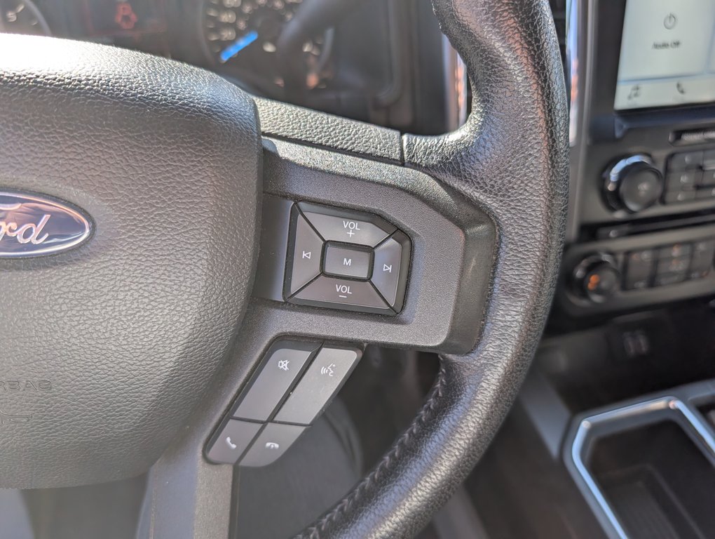 2016 Ford F-150 Supercrew XLT 4X4 in Magog, Quebec - 21 - w1024h768px