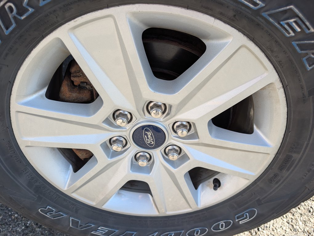2016 Ford F-150 Supercrew XLT 4X4 in Magog, Quebec - 24 - w1024h768px