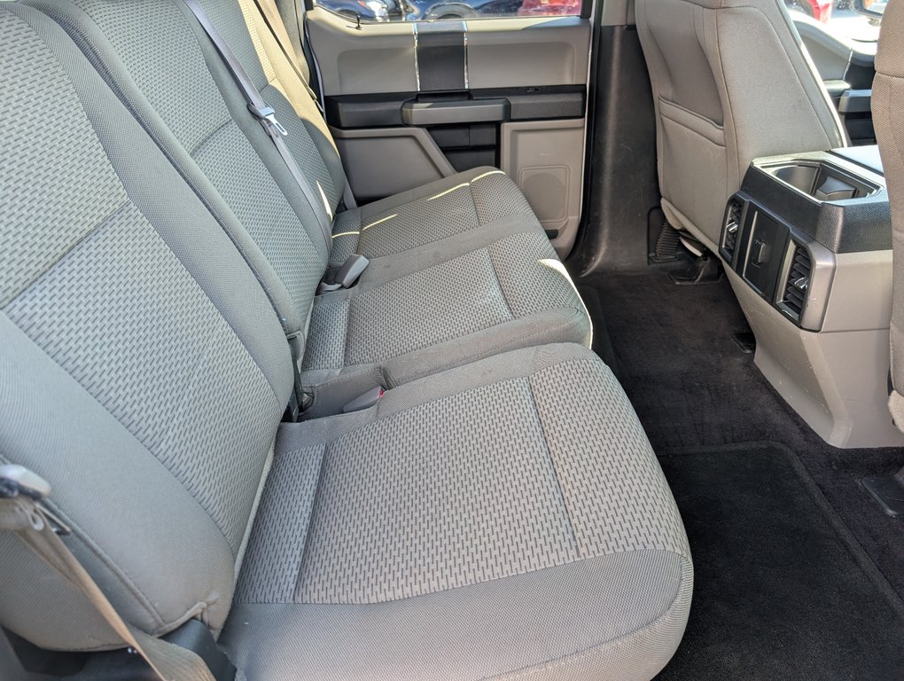 2016 Ford F-150 Supercrew XLT 4X4 in Magog, Quebec - 8 - w1024h768px
