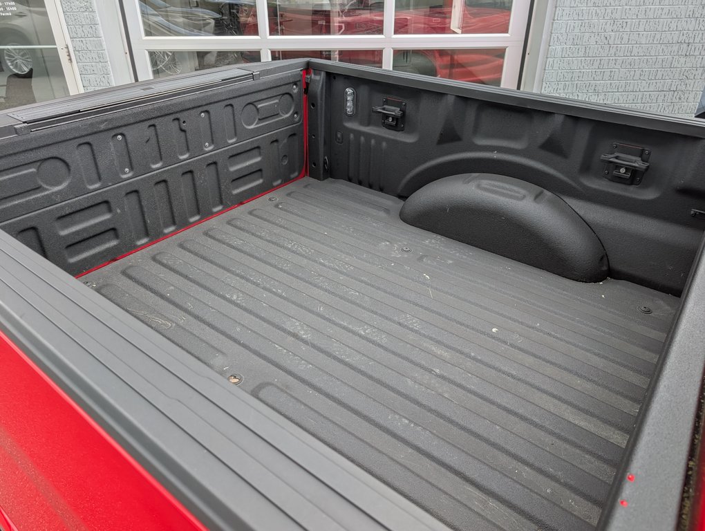 Ford F-150 XLT FX4 4X4, 2019 à Magog, Québec - 9 - w1024h768px