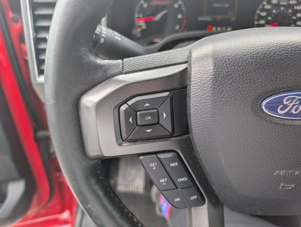 Ford F-150 XLT FX4 4X4, 2019 à Magog, Québec - 23 - w1024h768px