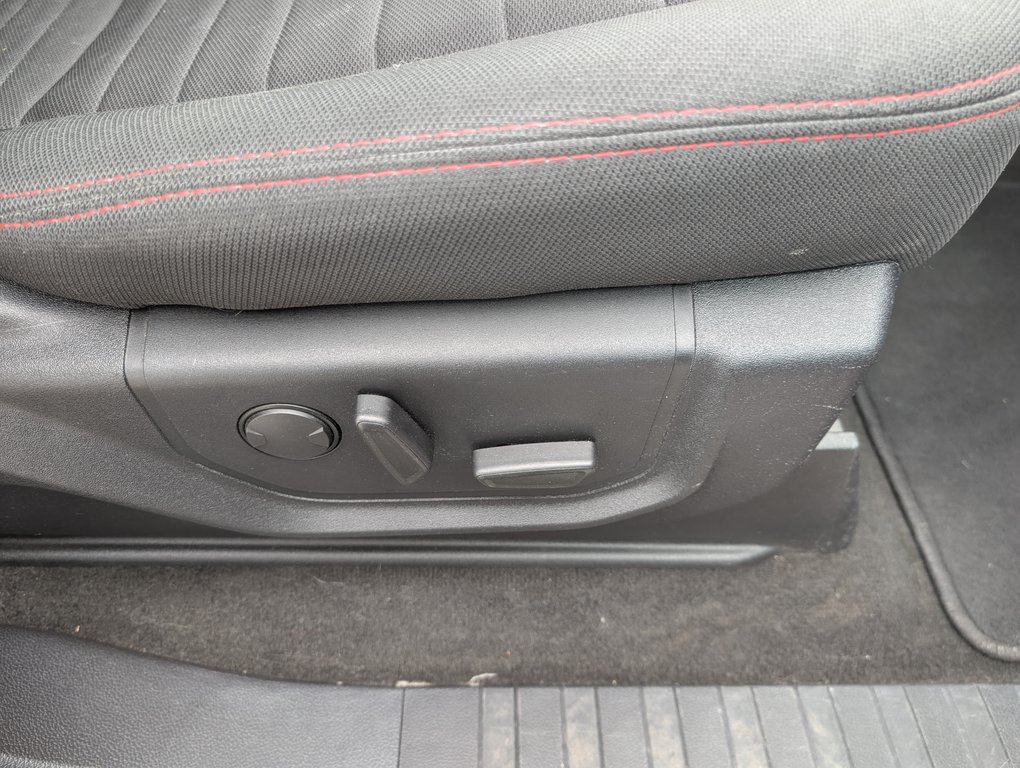 Ford F-150 XLT FX4 4X4, 2019 à Magog, Québec - 13 - w1024h768px