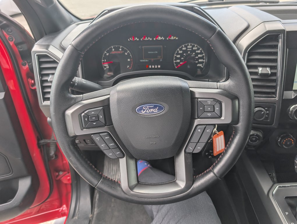 Ford F-150 XLT FX4 4X4, 2019 à Magog, Québec - 19 - w1024h768px