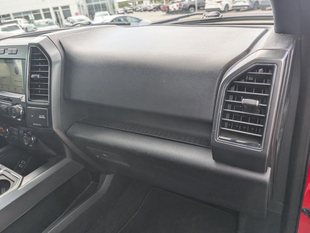 Ford F-150 XLT FX4 4X4, 2019 à Magog, Québec - 12 - w1024h768px