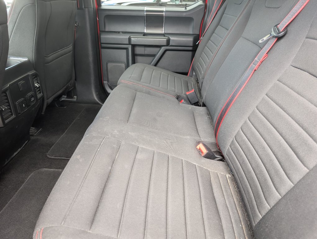Ford F-150 XLT FX4 4X4, 2019 à Magog, Québec - 14 - w1024h768px