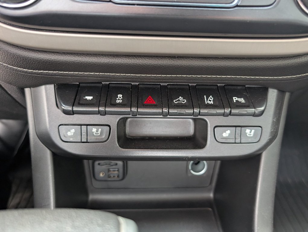 GMC Canyon Denali, 4X4 2021 à Magog, Québec - 20 - w1024h768px