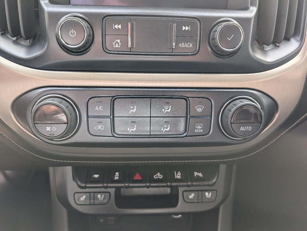 GMC Canyon Denali, 4X4 2021 à Magog, Québec - 21 - w1024h768px