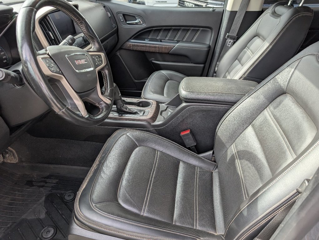 GMC Canyon Denali, 4X4 2021 à Magog, Québec - 14 - w1024h768px