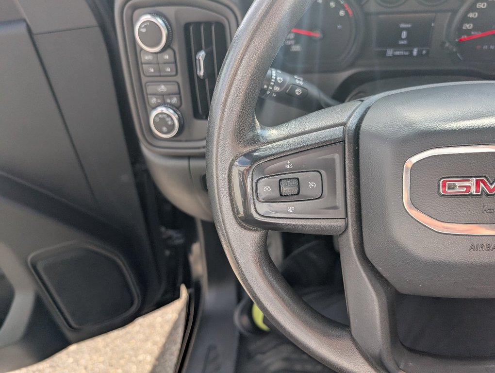 2022 GMC SIERRA 1500 LIMITED Pro,  4X4, CREWCAB, in Magog, Quebec - 18 - w1024h768px