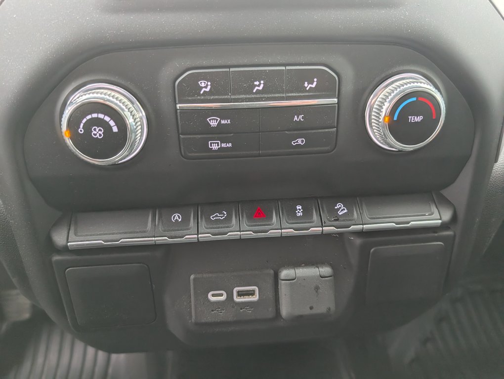 GMC Sierra 1500 Limited Pro 4X4, 2022 à Magog, Québec - 18 - w1024h768px