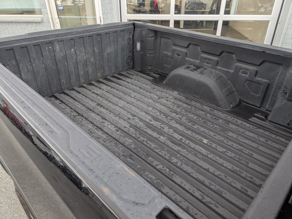 GMC Sierra 1500 Limited Pro 4X4, 2022 à Magog, Québec - 9 - w1024h768px