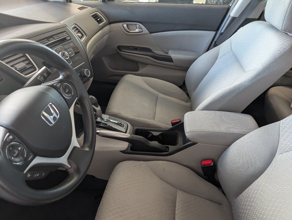 Honda Civic Sedan LX, AUTOMATIQUE, 2015 à Magog, Québec - 11 - w1024h768px