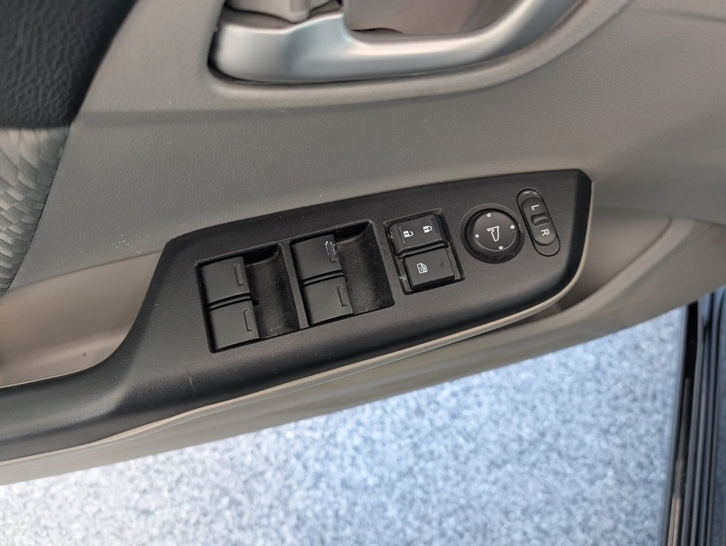 Honda Civic Sedan LX, AUTOMATIQUE, 2015 à Magog, Québec - 12 - w1024h768px