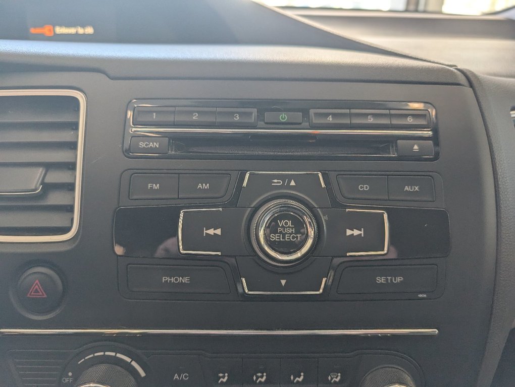 Honda Civic Sedan LX, AUTOMATIQUE, 2015 à Magog, Québec - 16 - w1024h768px