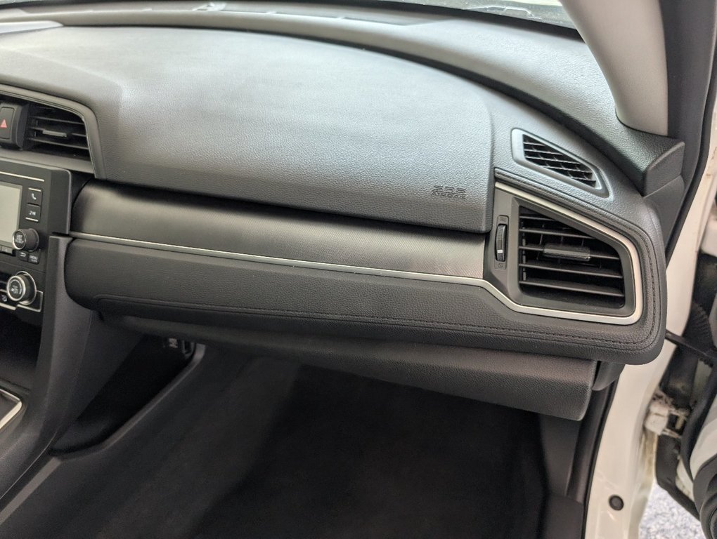 Honda Civic Sedan DX 2016 à Magog, Québec - 10 - w1024h768px