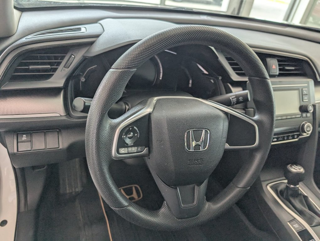 Honda Civic Sedan DX 2016 à Magog, Québec - 13 - w1024h768px