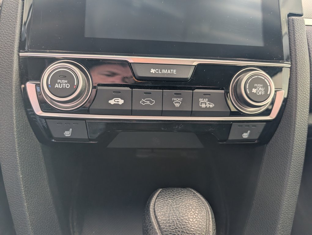 2016 Honda Civic Sedan LX, AUTOMATIQUE, A/C in Magog, Quebec - 17 - w1024h768px