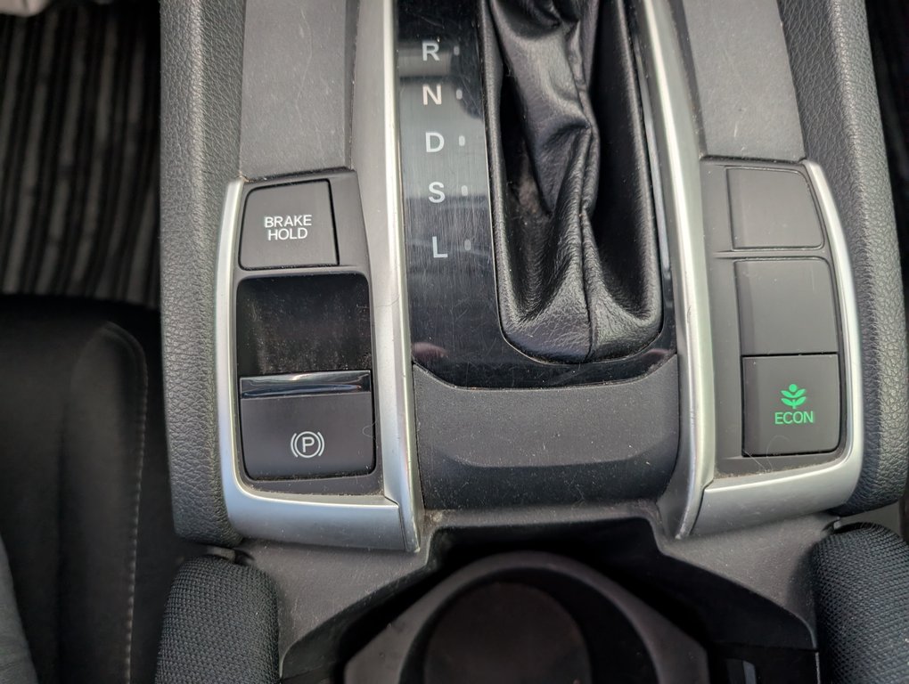 2016 Honda Civic Sedan LX, AUTOMATIQUE, A/C in Magog, Quebec - 15 - w1024h768px