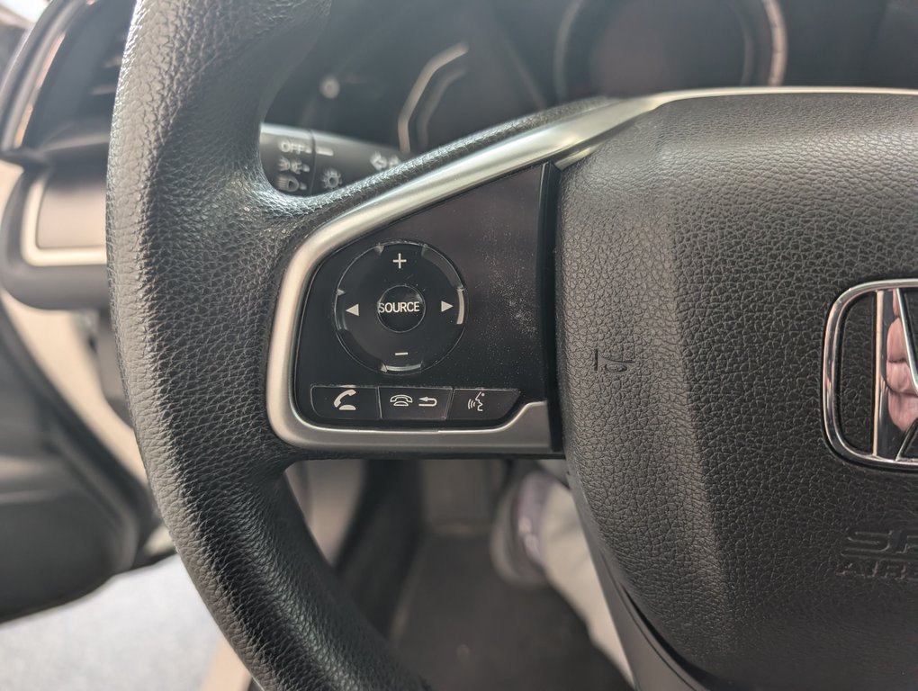 Honda Civic Sedan DX 2017 à Magog, Québec - 18 - w1024h768px