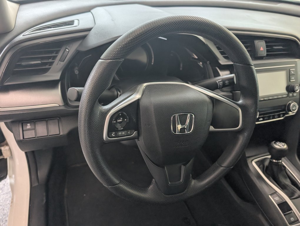 Honda Civic Sedan DX 2017 à Magog, Québec - 12 - w1024h768px