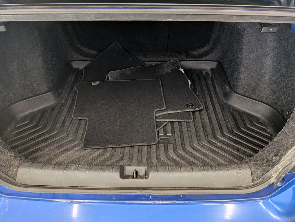 Honda Civic Sedan LX 2017 à Magog, Québec - 6 - w1024h768px