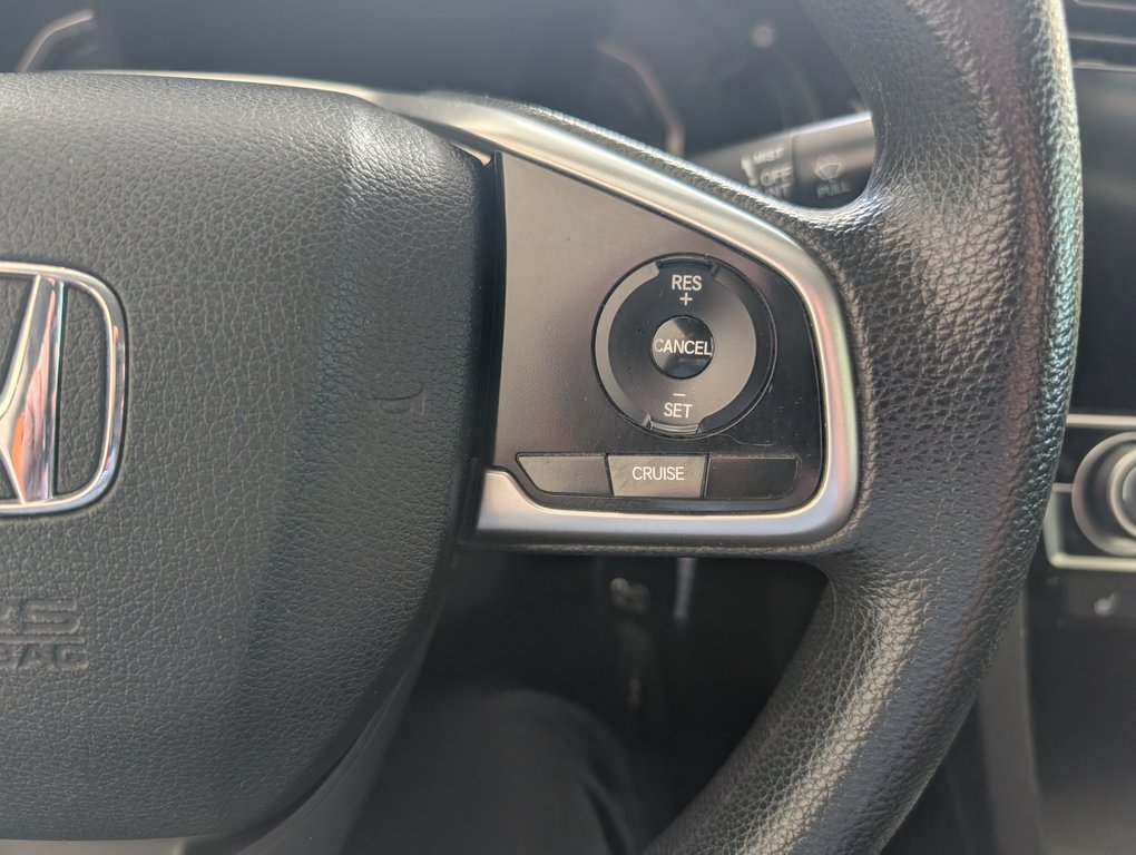 Honda Civic Sedan LX 2017 à Magog, Québec - 18 - w1024h768px