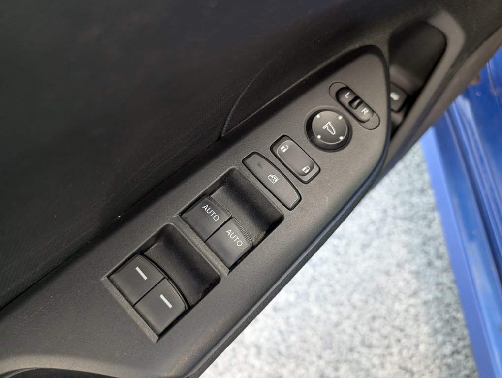 Honda Civic Sedan LX 2017 à Magog, Québec - 13 - w1024h768px