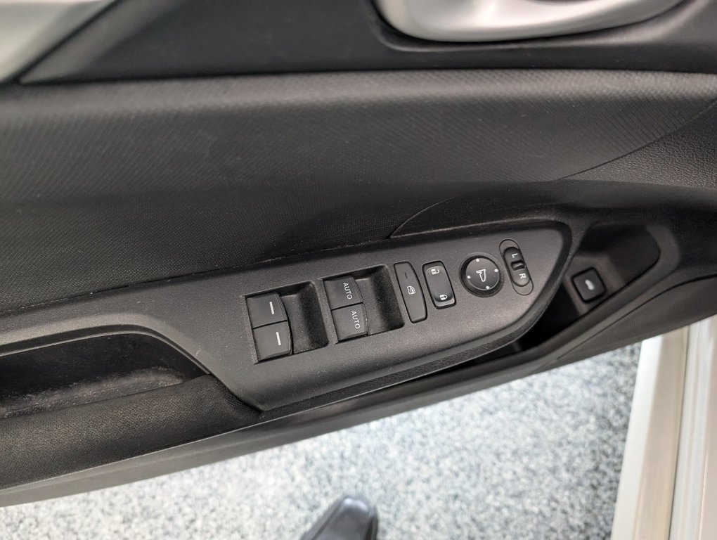 Honda Civic Sedan LX, AUTOMATIQUE, 2020 à Magog, Québec - 14 - w1024h768px