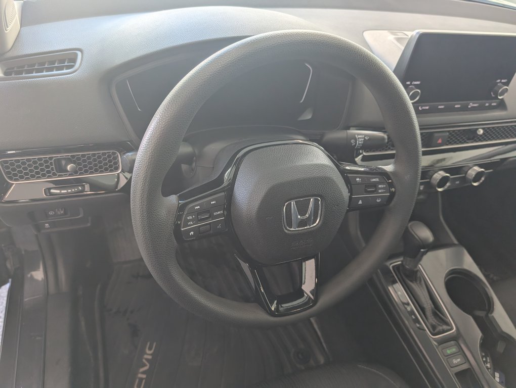 2022 Honda Civic Sedan LX in Magog, Quebec - 12 - w1024h768px