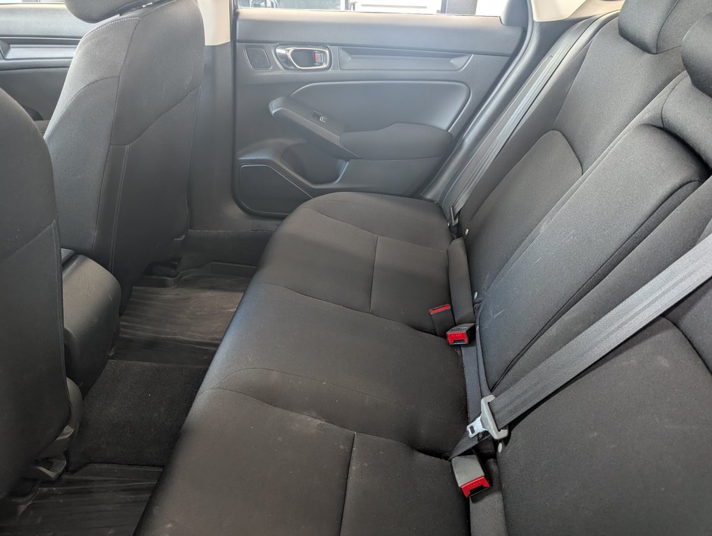 2022 Honda Civic Sedan LX in Magog, Quebec - 10 - w1024h768px