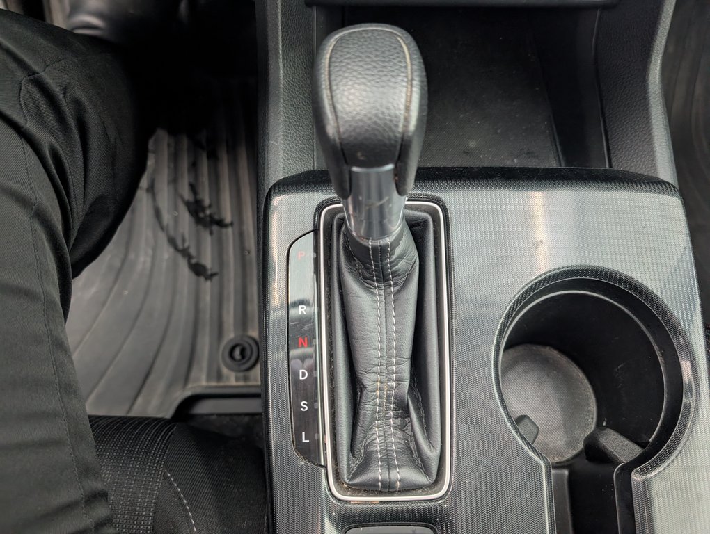 2022 Honda Civic Sedan LX in Magog, Quebec - 16 - w1024h768px