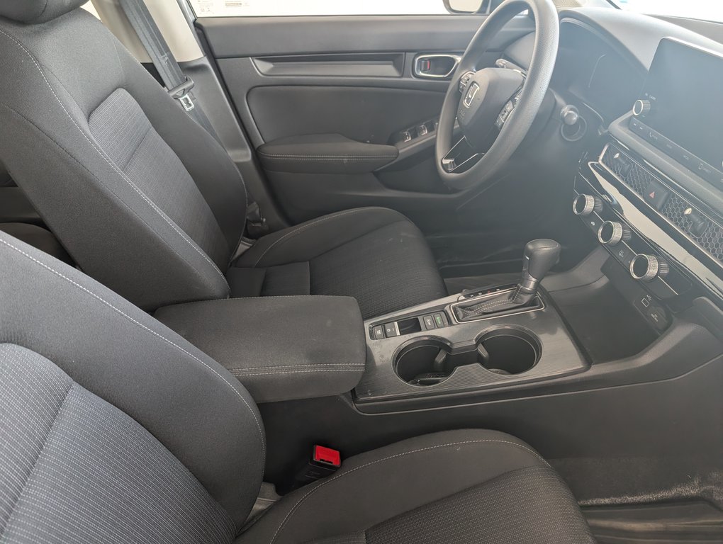 2022 Honda Civic Sedan LX in Magog, Quebec - 8 - w1024h768px