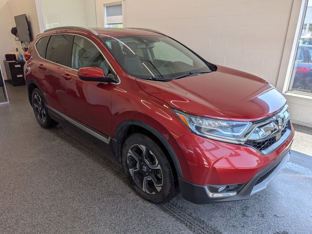 2018 Honda CR-V Touring AWD, in Magog, Quebec - 1 - w1024h768px