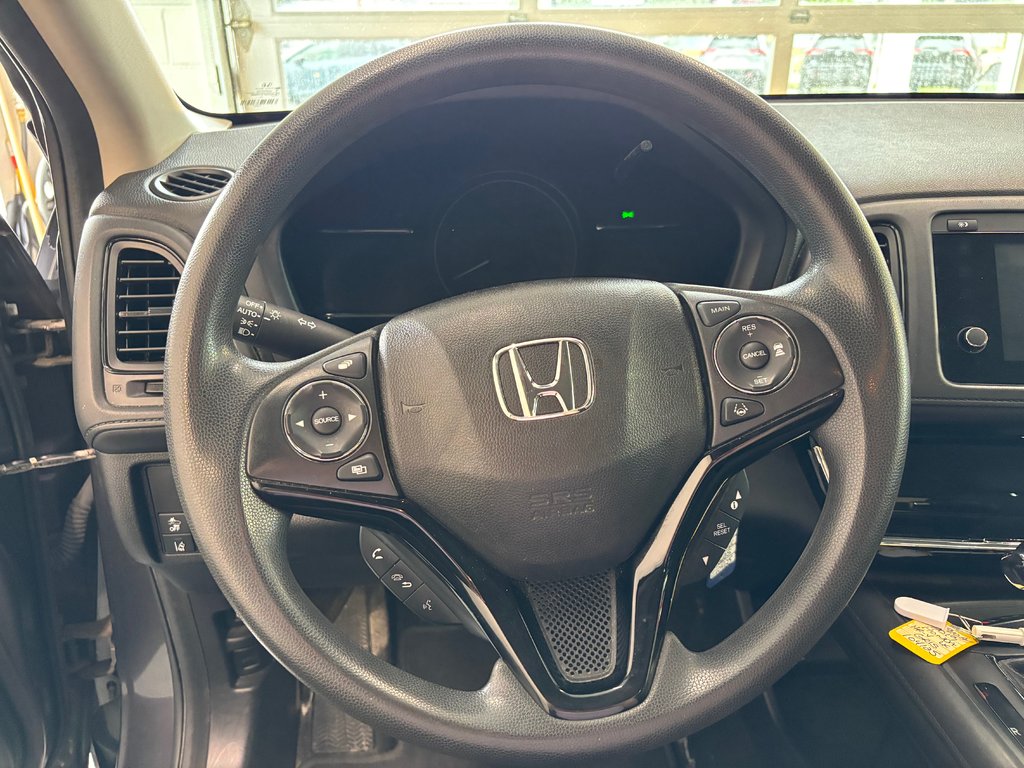 2019 Honda HR-V LX in Magog, Quebec - 12 - w1024h768px