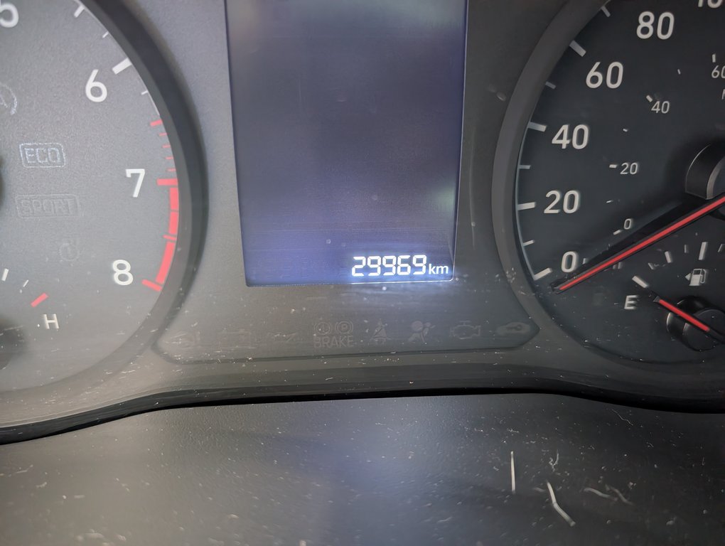 Hyundai Accent Essential 2019 à Magog, Québec - 17 - w1024h768px